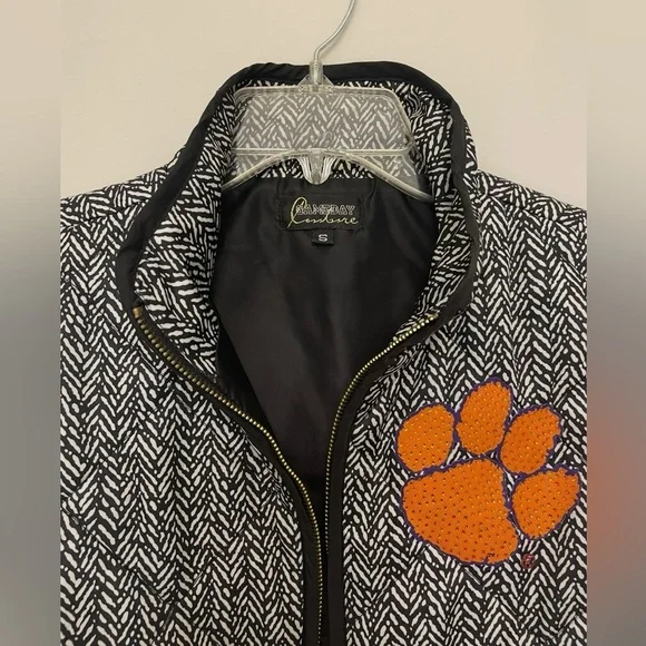 Clemson Gameday Couture Black & White Vest with Sequin Paw Logo NWOT - Picture 3 of 4